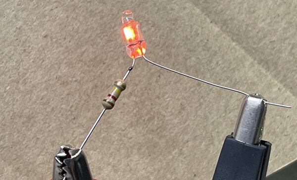 Neon lampje 230V ac 0.25 W Neon lampje 230V ac 0.25 W