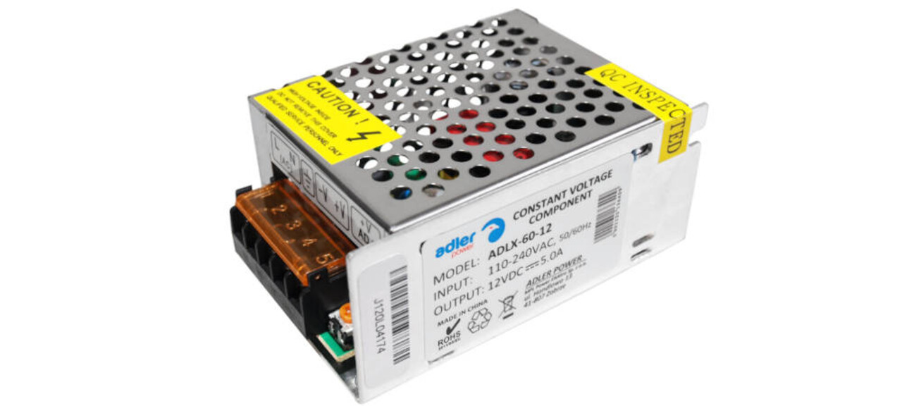 ADLER Geschakelde voeding 12V 5A