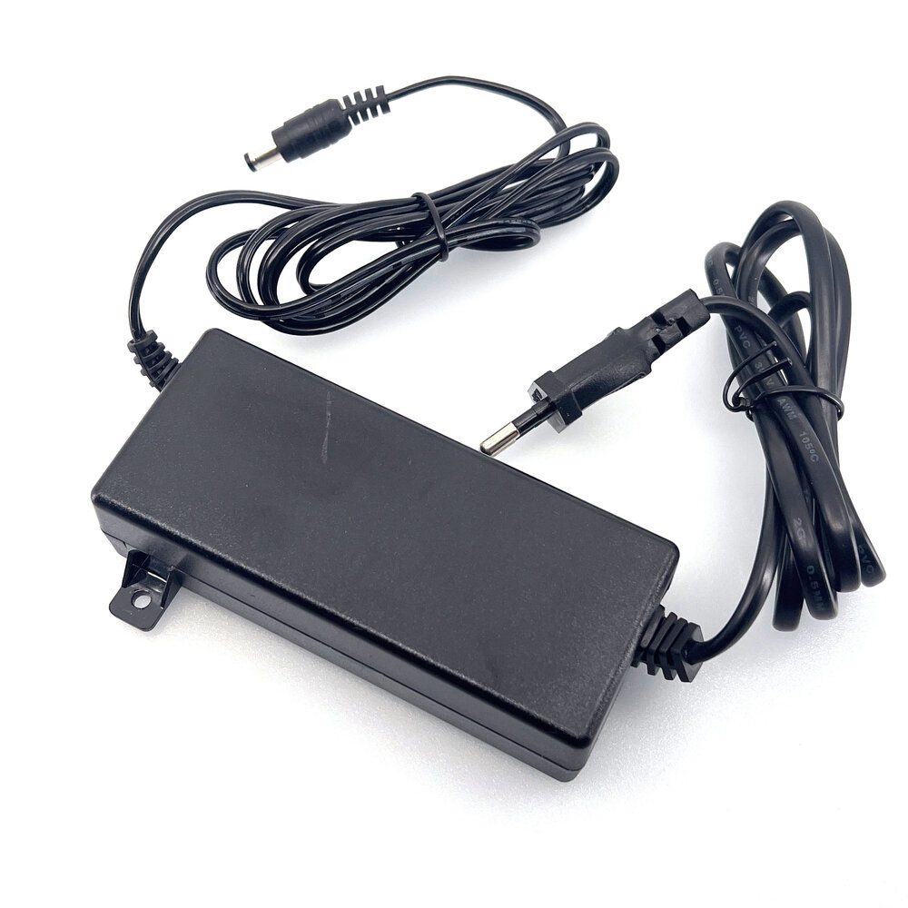 MW Power Geschakelde voeding Adapter 12V 5A