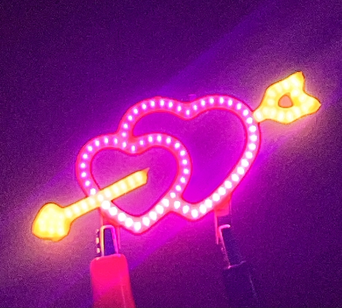 Cob led figuur Hartjes met pijl Cob led figuur Hartjes met pijl