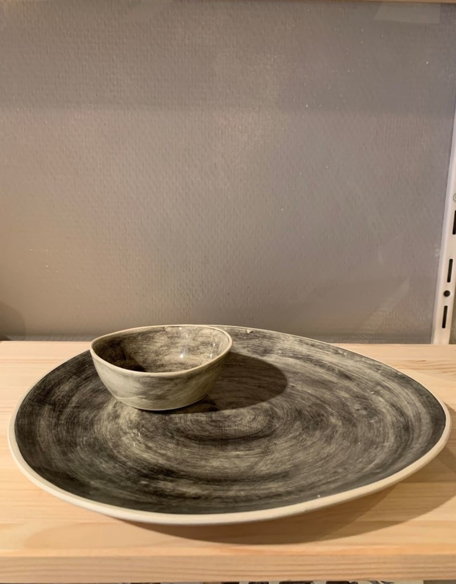 Wonki Ware Dinner plate WonkieWare Black / gray