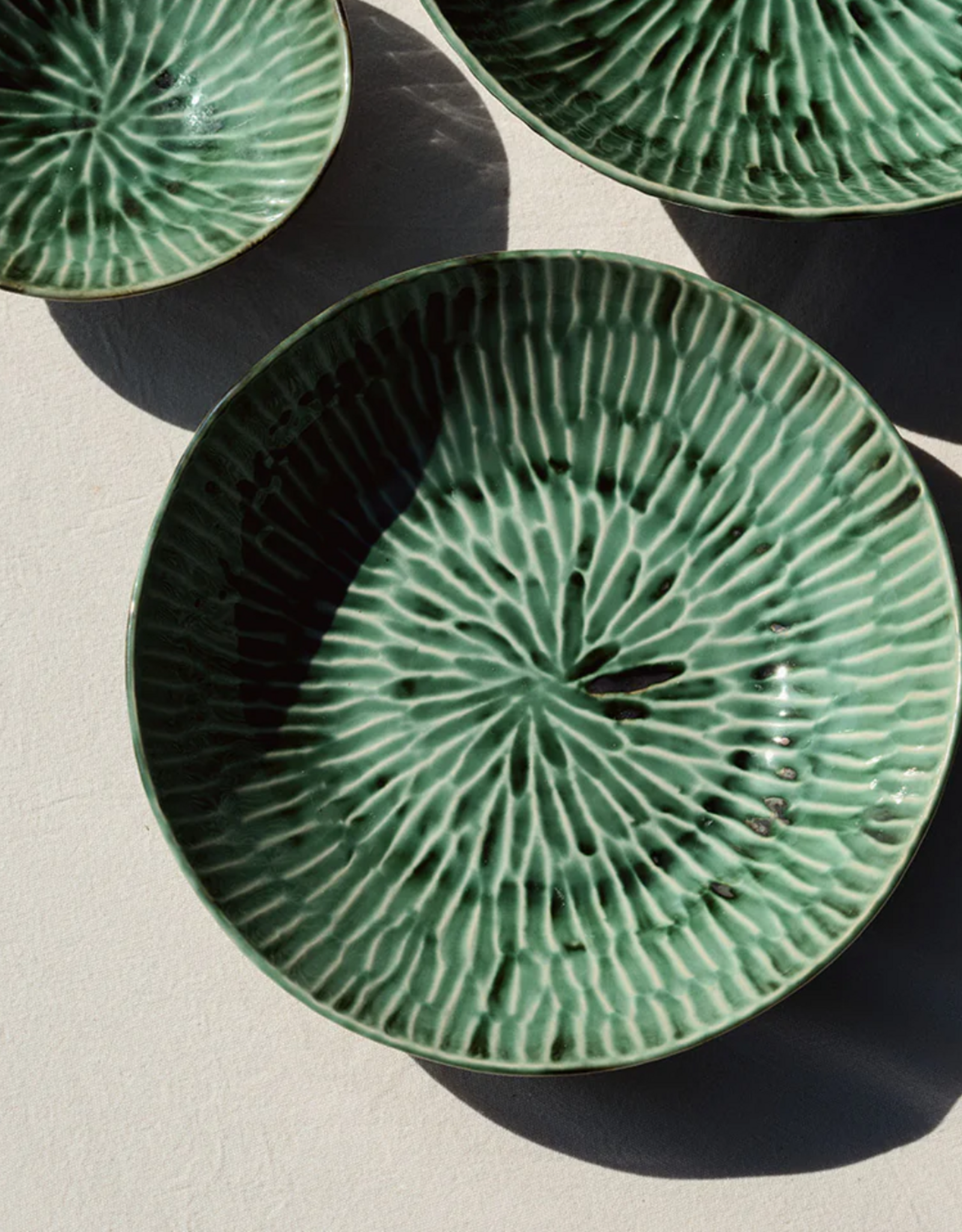 Pascale Naessens l Serax Deep plate l Serving bowl Verde Lanza