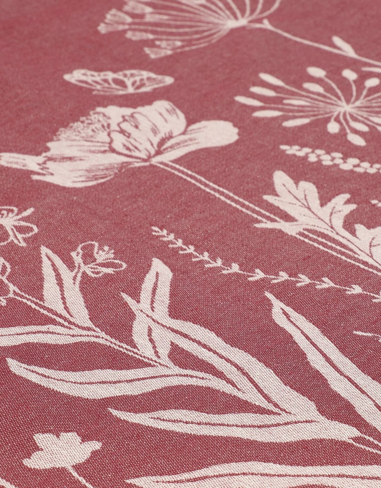 Bunzlau Castle Kitchen and towel Wild flowers burgundy