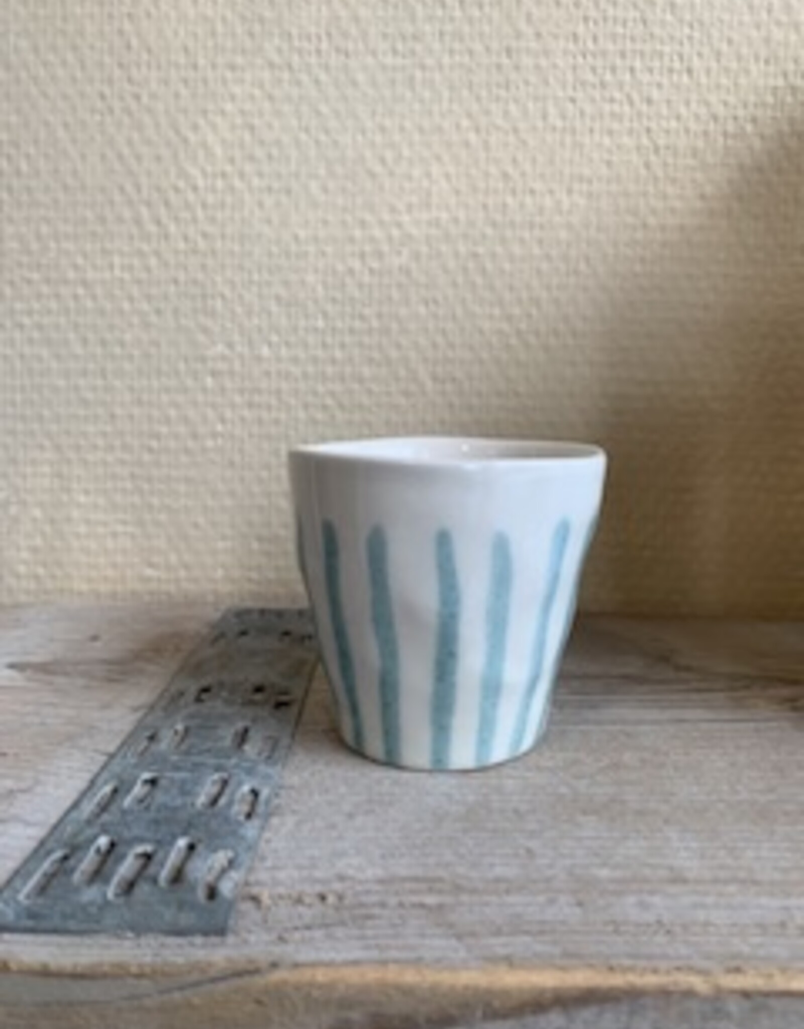 Duro Small cup Vitamina -  turquoise stripes
