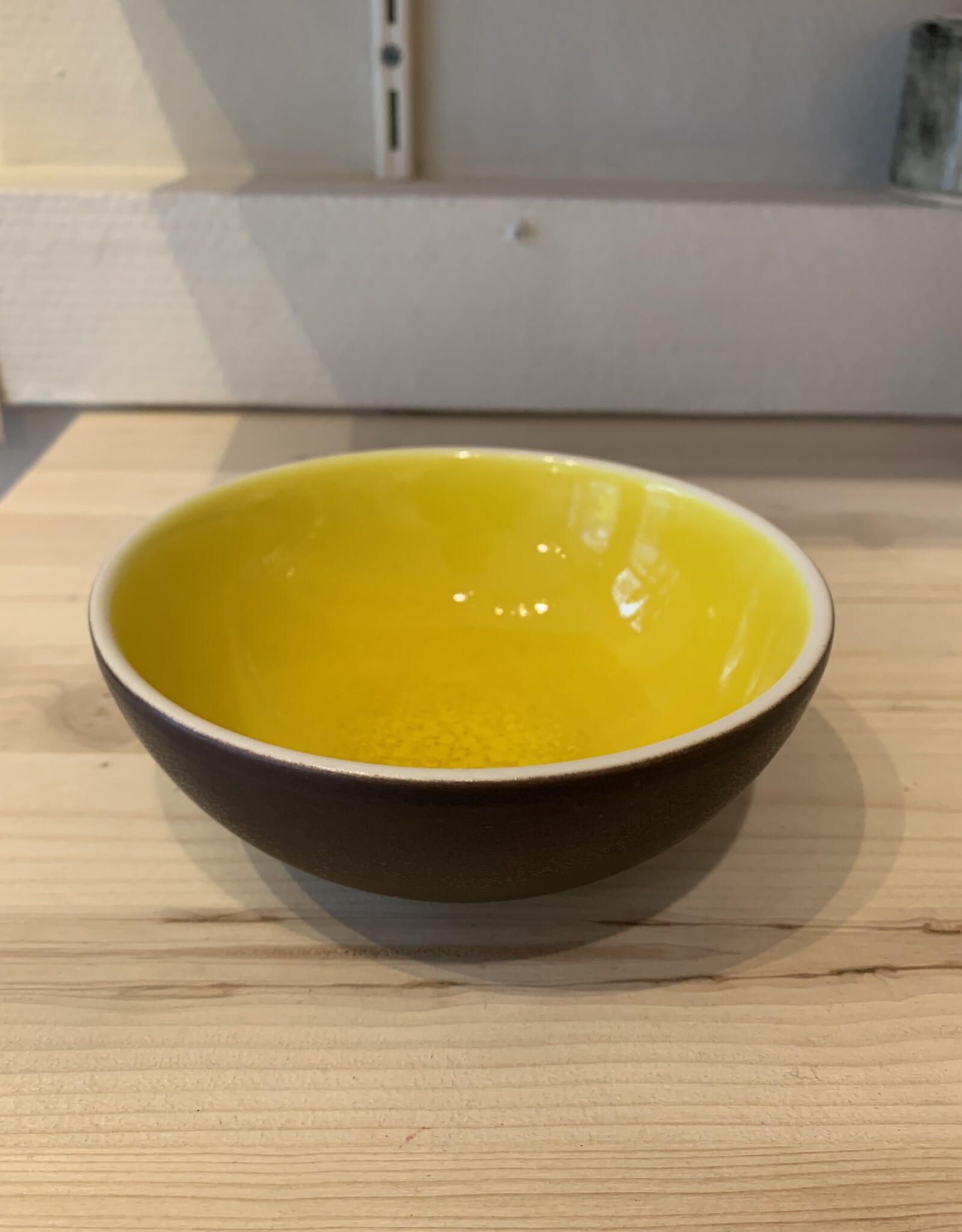 Jars Céramistes Laag schaaltje Tourron Citron