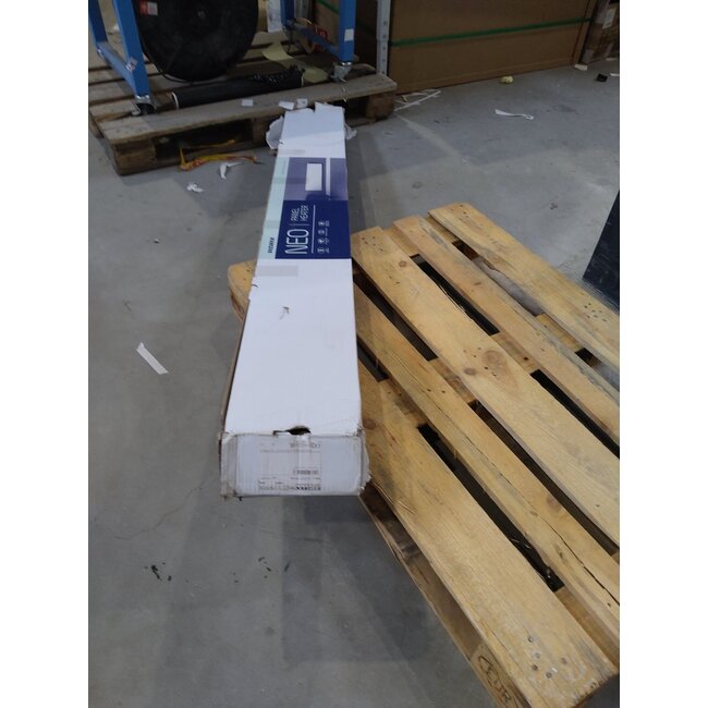 Zweite Chance - Adax neo WiFi elektrische Heizung - 1400 Watt 21 x 186 cm