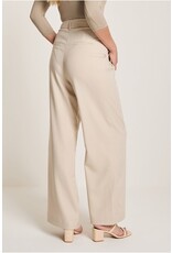 Para Mi Cloe (Pleat) City program Light Taupe L32