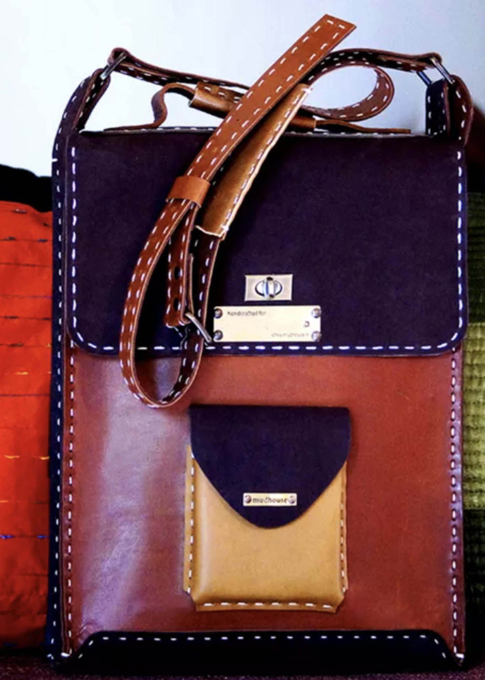 Tommy Laptop Bag by Kahuna - Bruin