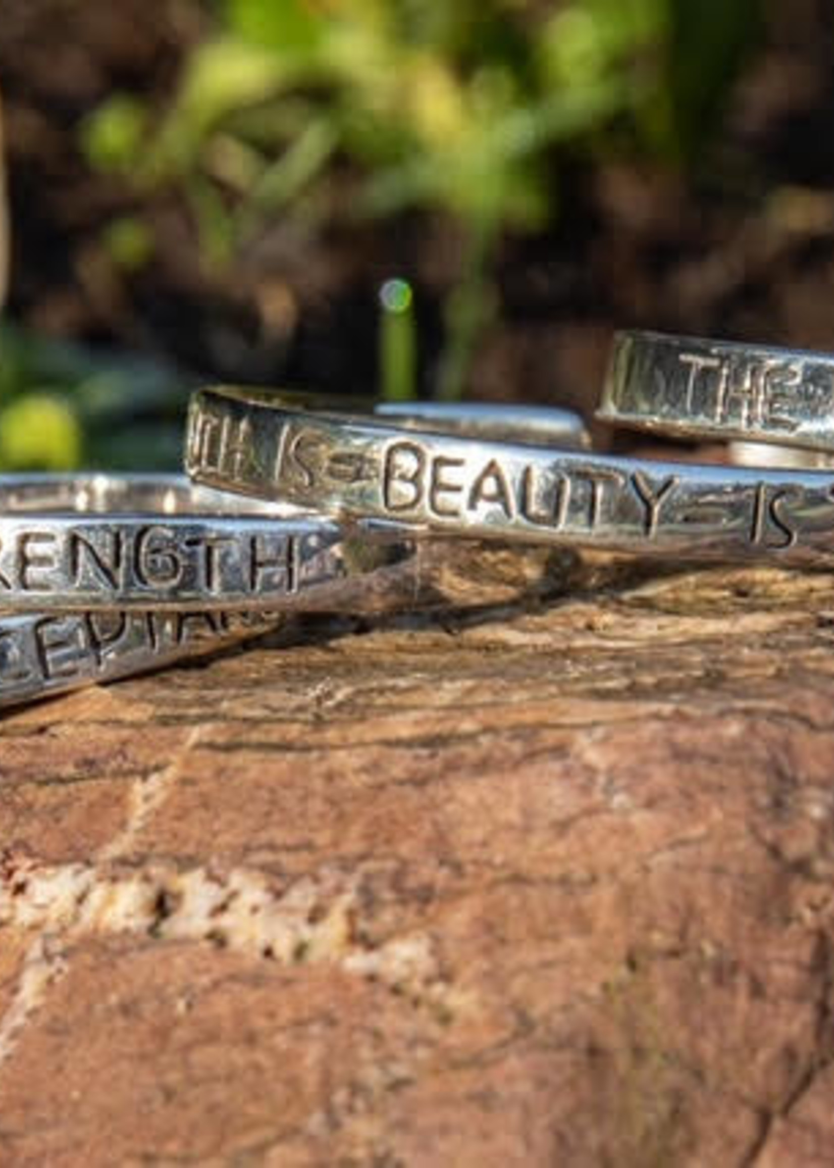 Emoto Armband by Kahuna