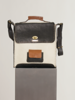 Reever Messenger Bag by Kahuna - Wit