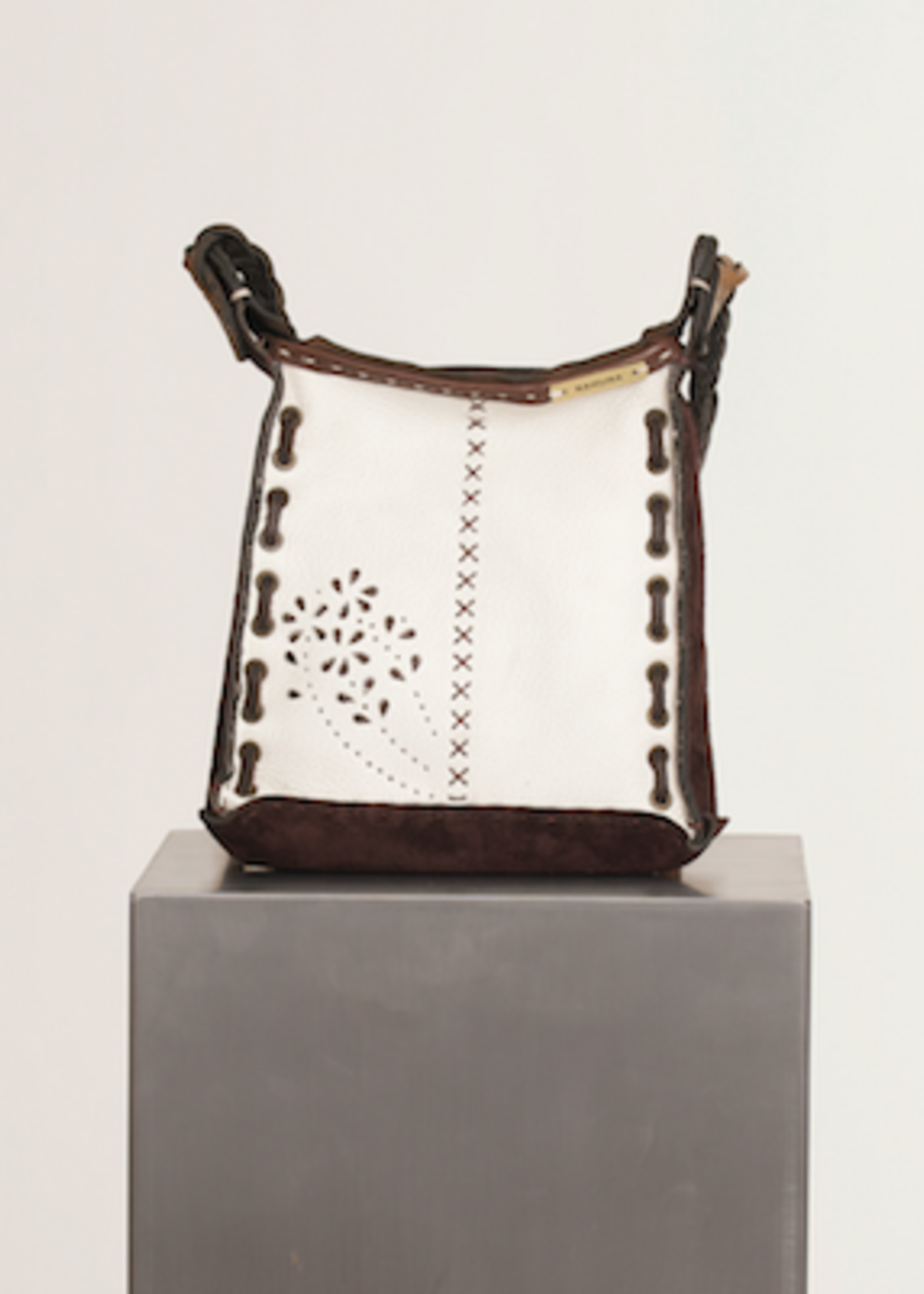 Giani Sling Bag by Kahuna - Rood