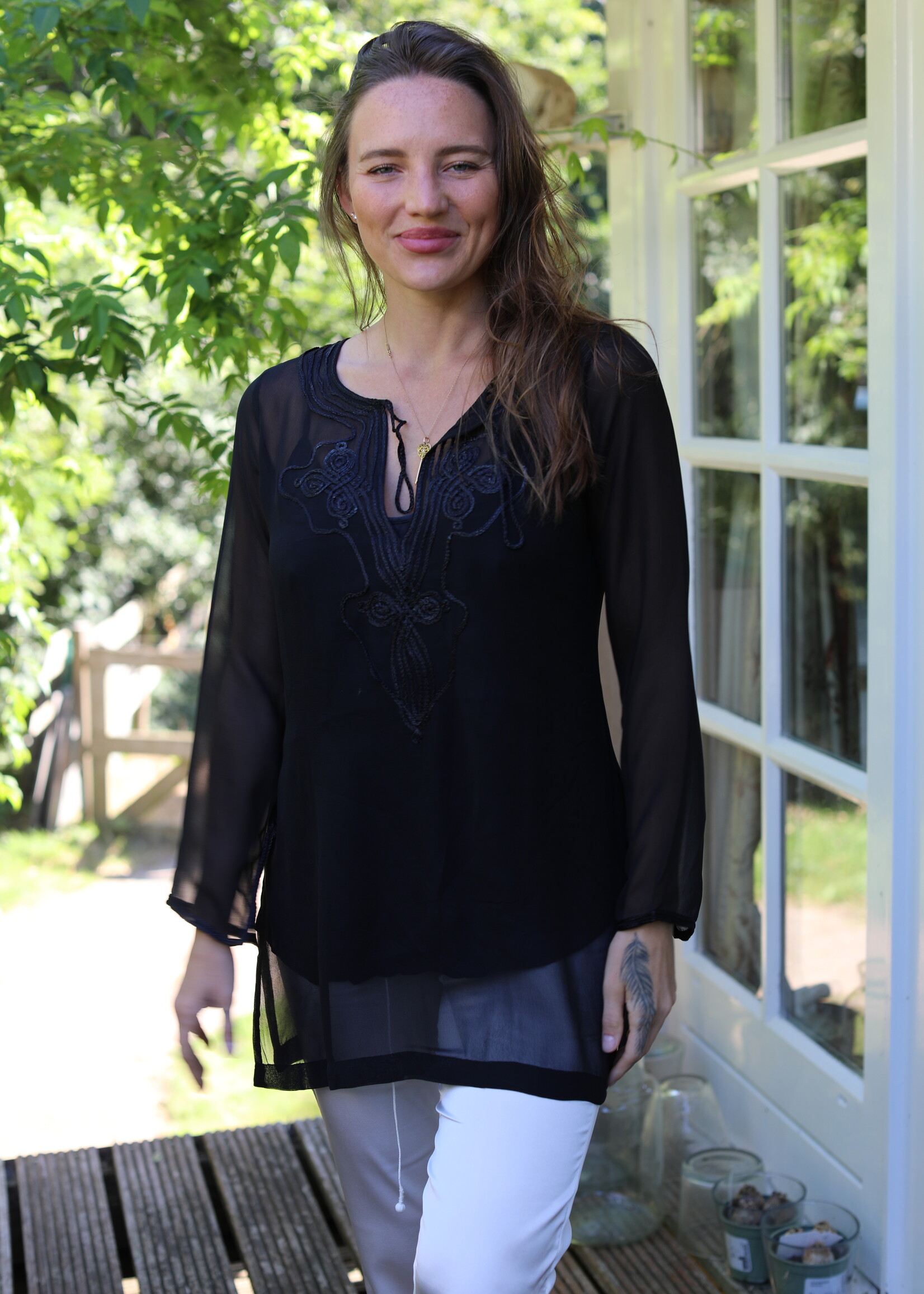 Kahuna Zwarte chiffon tuniek