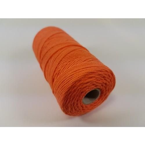 Macramé Katoen Macramé touw spoel nr 16  - +/ 1,5mm 100grs  oranje - +/ 110mtr