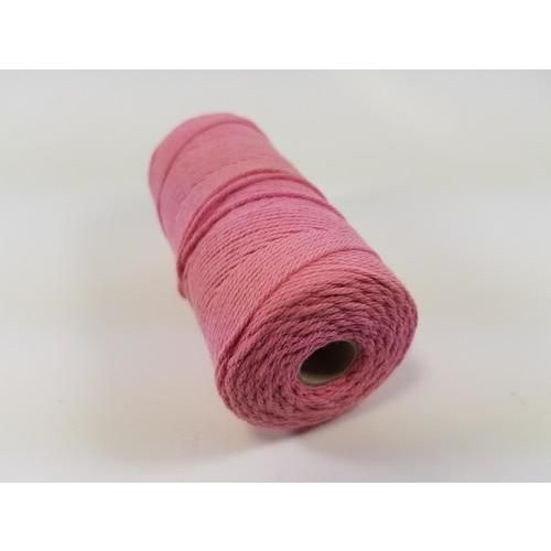 Macramé Katoen Macramé touw spoel nr 16  - +/ 1,5mm 100grs  roze - +/ 110mtr