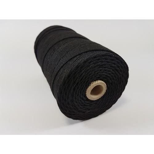 Macramé Katoen Macramé touw spoel nr 32  - +/ 2mm 500grs  zwart - +/ 215mtr