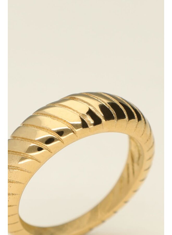 Universe Ring met Ribbels Goud