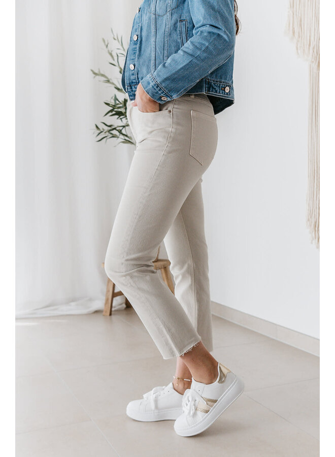 Maryline Cropped Straight Jeans Beige
