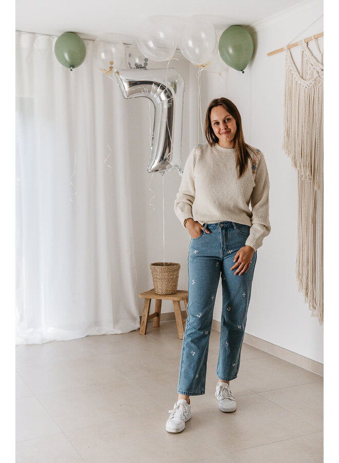 Flower Embroidered Jeans