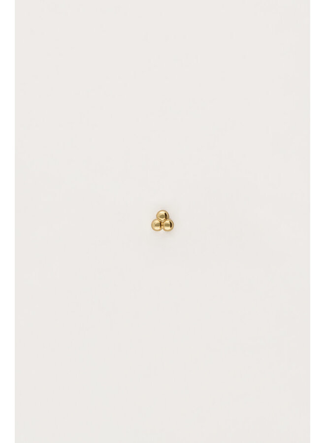 Iconic Oor Piercing met Drie Bolletjes Goud