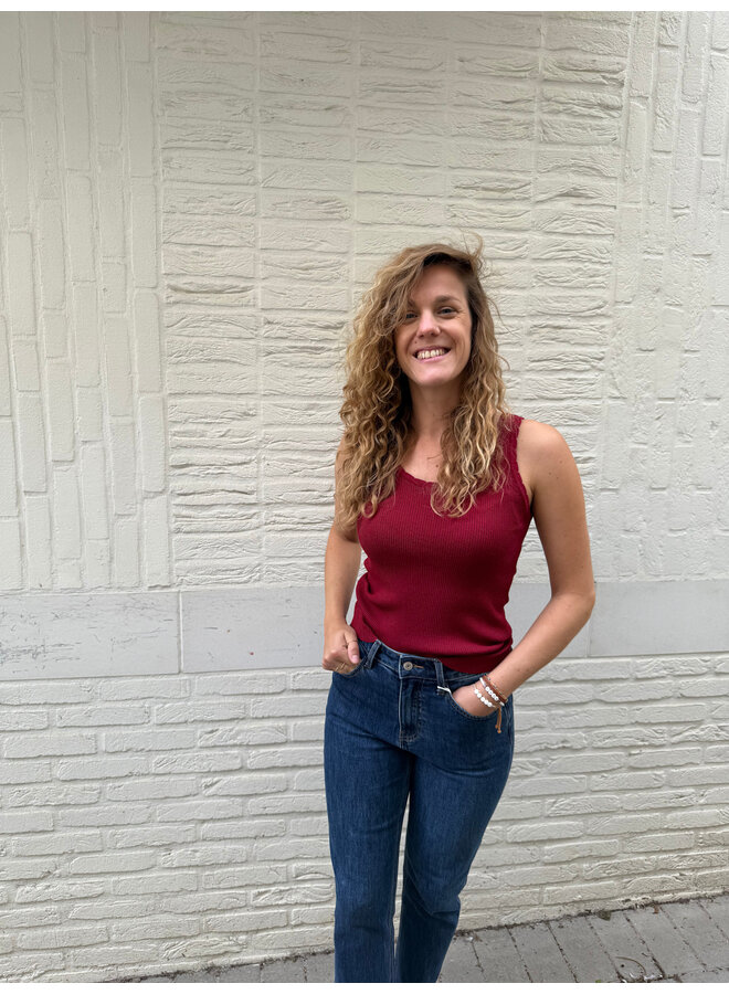 Ally Basic Top Burgundy
