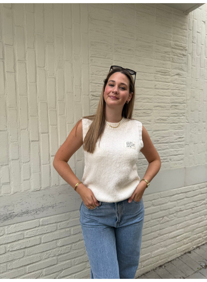 Life Isn’t Perfect But Your Outfit Can Be Spencer Beige