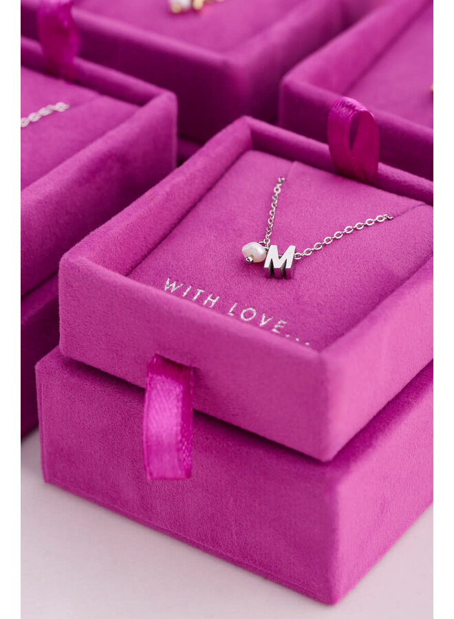 Initial Ketting met Zoetwaterparel Goud