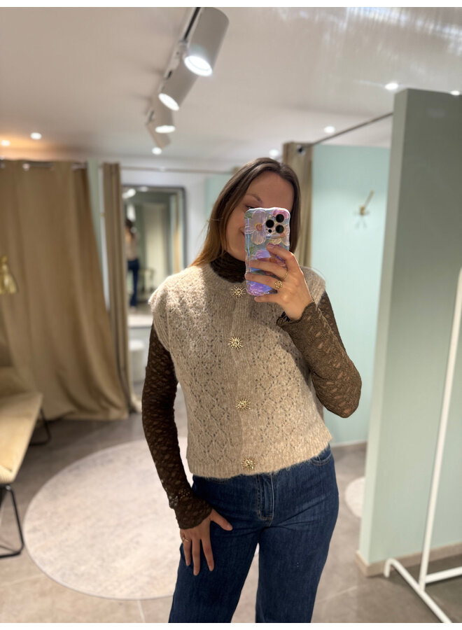 Renée Spencer Taupe