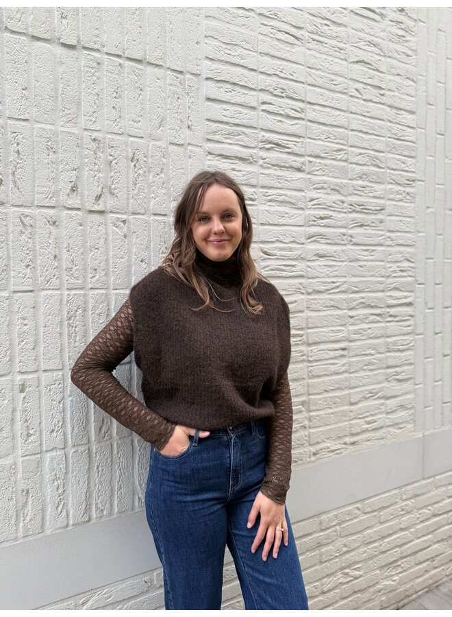 Stella Rollneck Spencer Brown