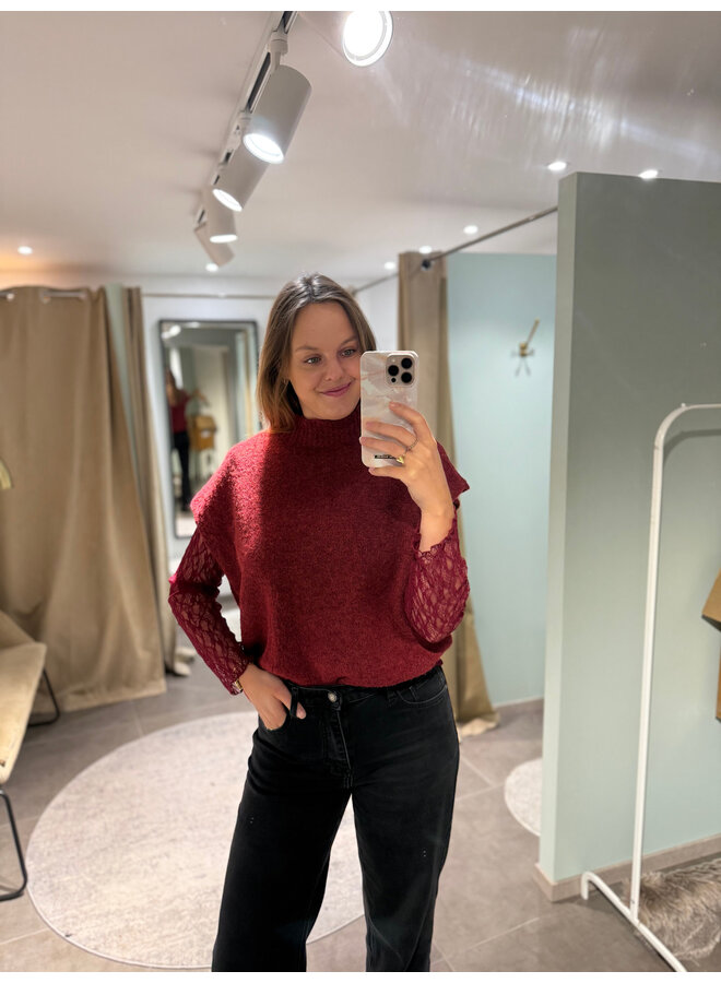 Louisa Knit & Lace Top Burgundy