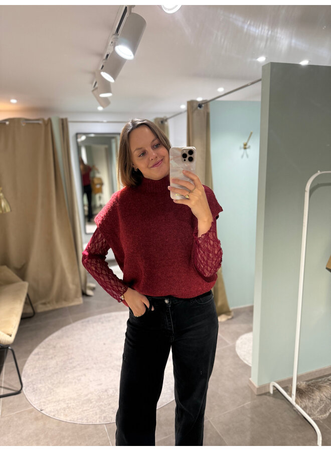 Louisa Knit & Lace Top Burgundy
