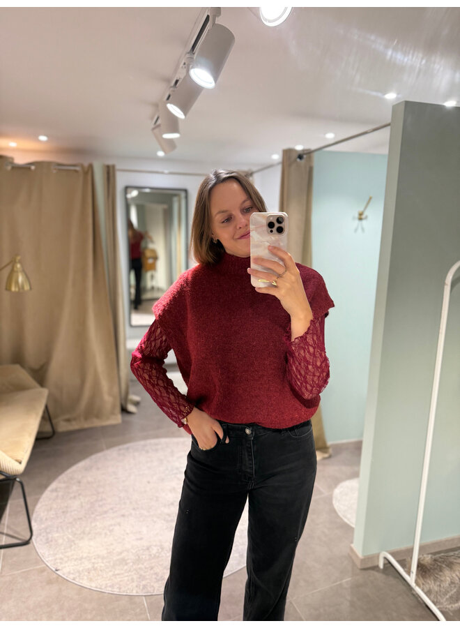 Louisa Knit & Lace Top Burgundy
