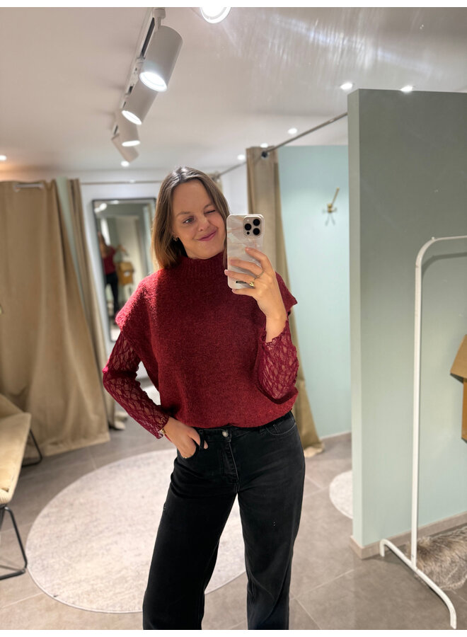 Louisa Knit & Lace Top Burgundy