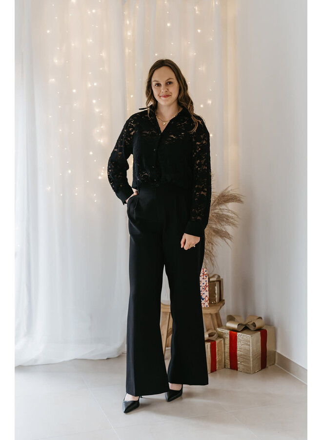 Renée Lace Blouse Black