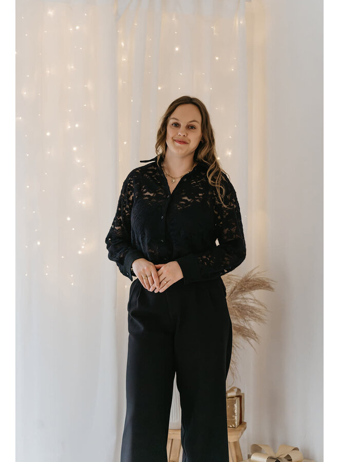 Renée Lace Blouse Black