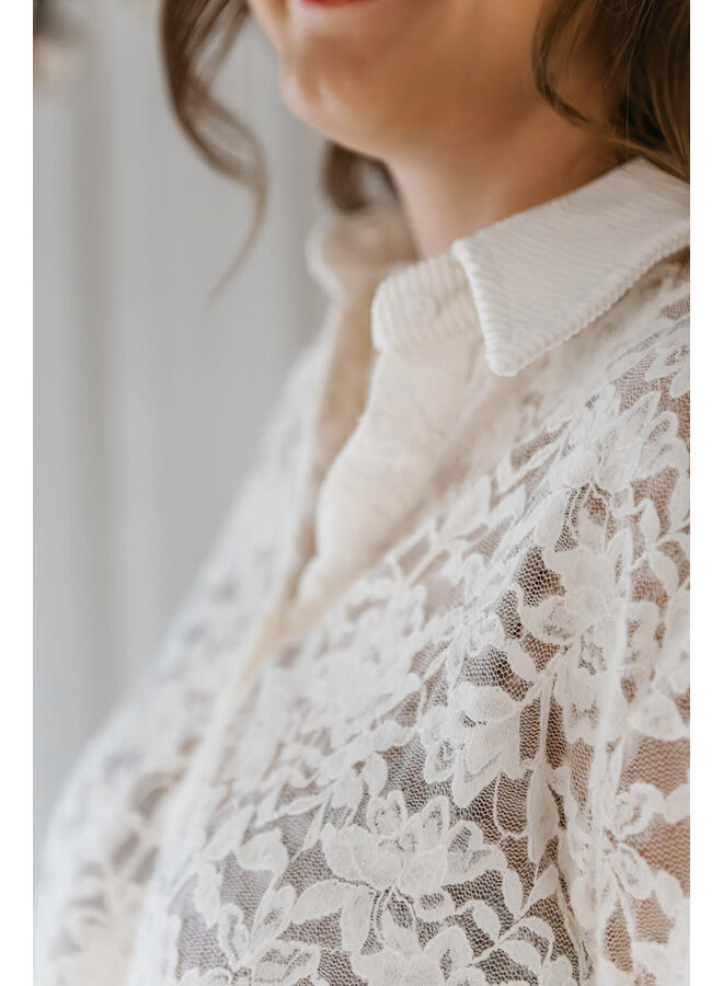 Renée Lace Blouse Ecru