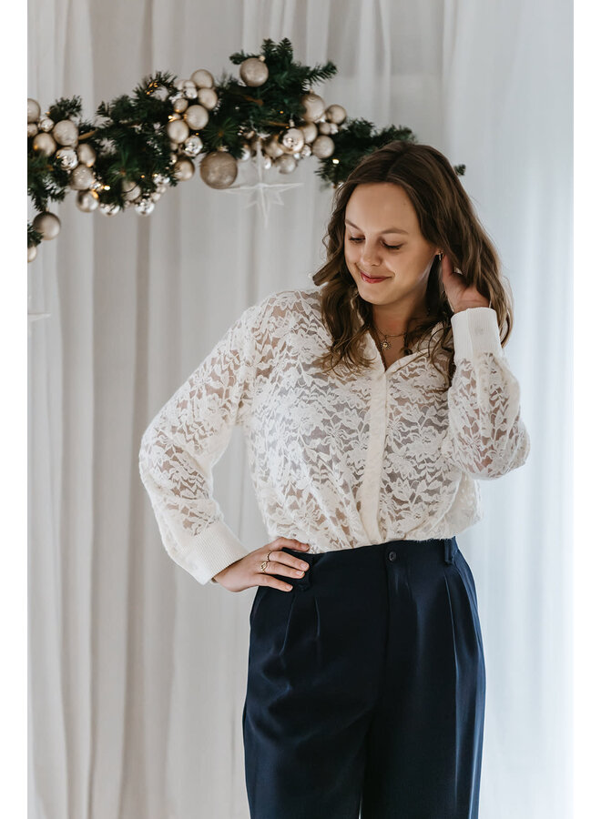 Renée Lace Blouse Ecru
