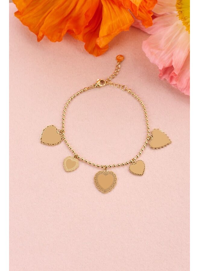 Love Armband met Vijf Hartjes Goud