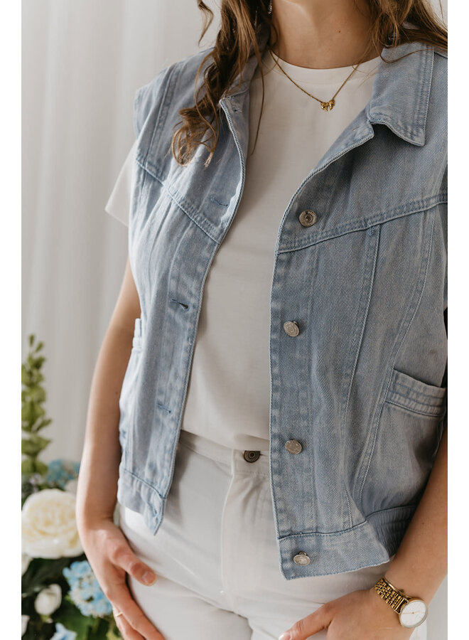 Hannah Sleeveless Denim Vest