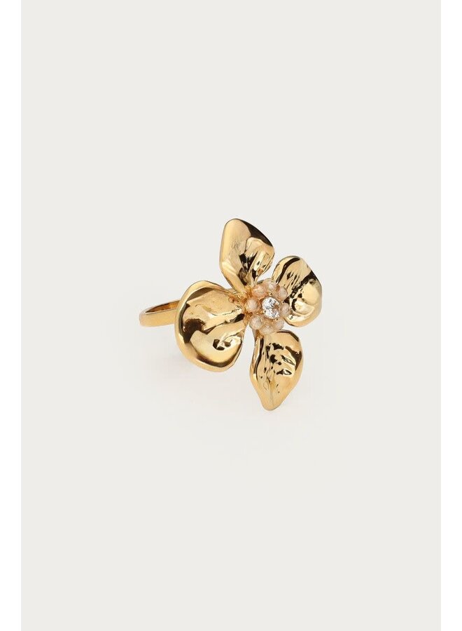 Botanical Ring met Bloem en Beige Kralen Goud