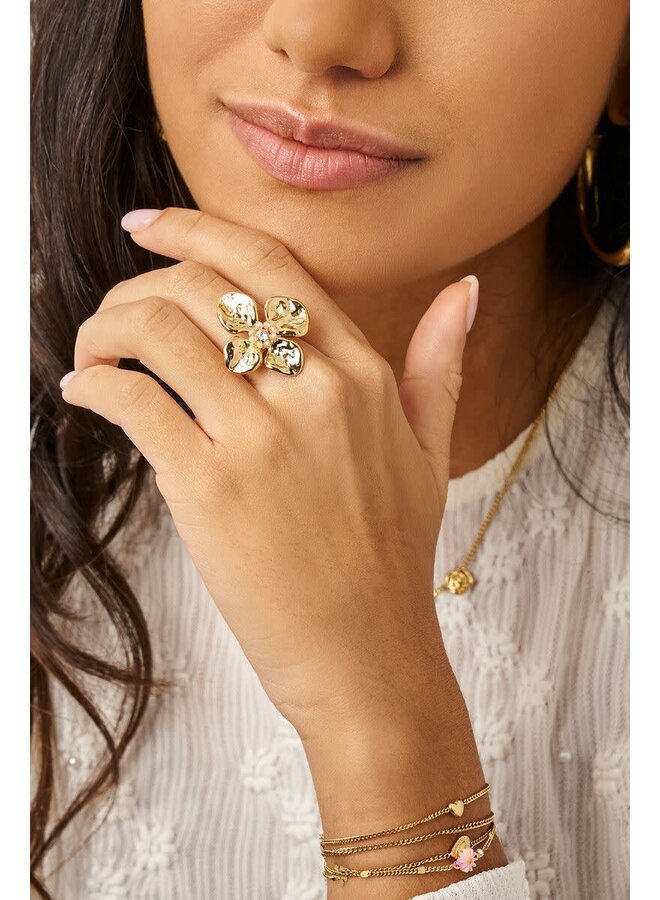Botanical Ring met Bloem en Beige Kralen Goud