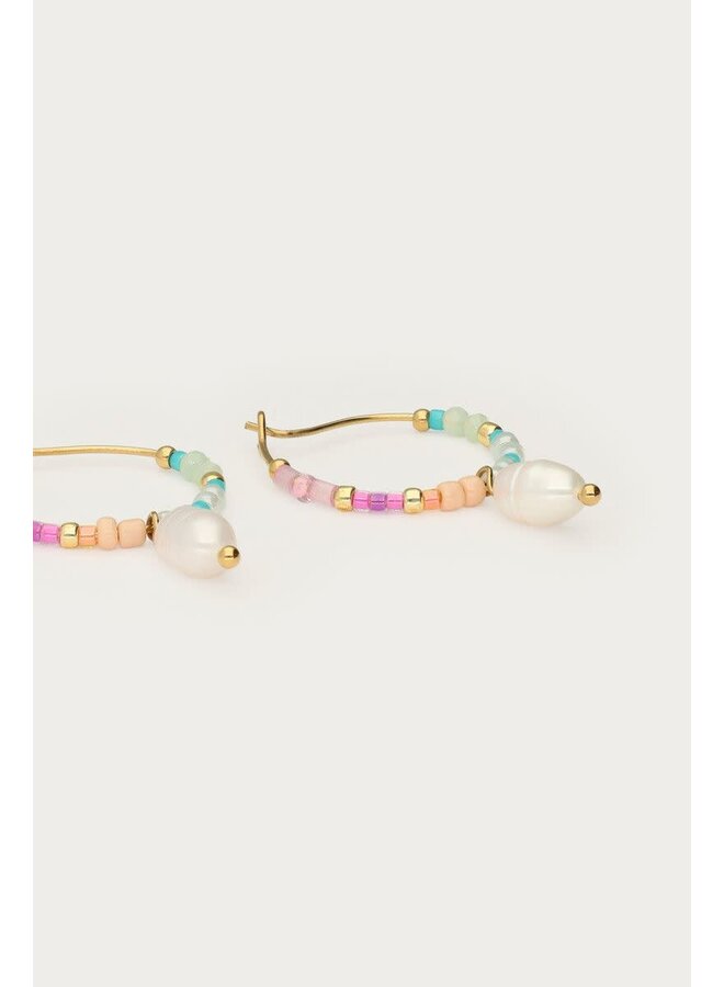 Botanical Oorringen met Multikleur Kralen en Zoetwaterparels Goud