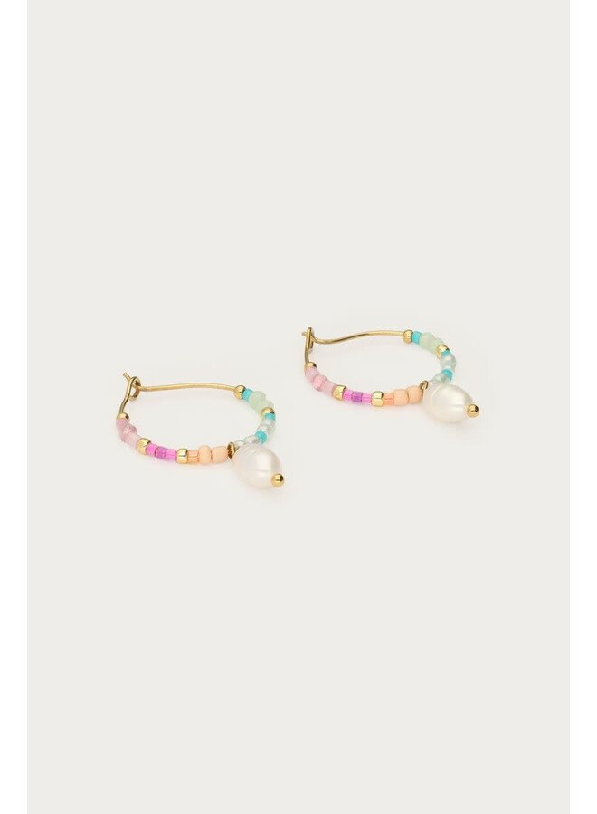 Botanical Oorringen met Multikleur Kralen en Zoetwaterparels Goud