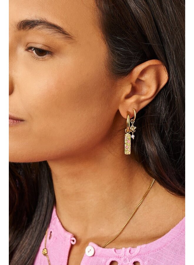 Botanical Oorringen met Bloemen en Zoetwaterparels Goud