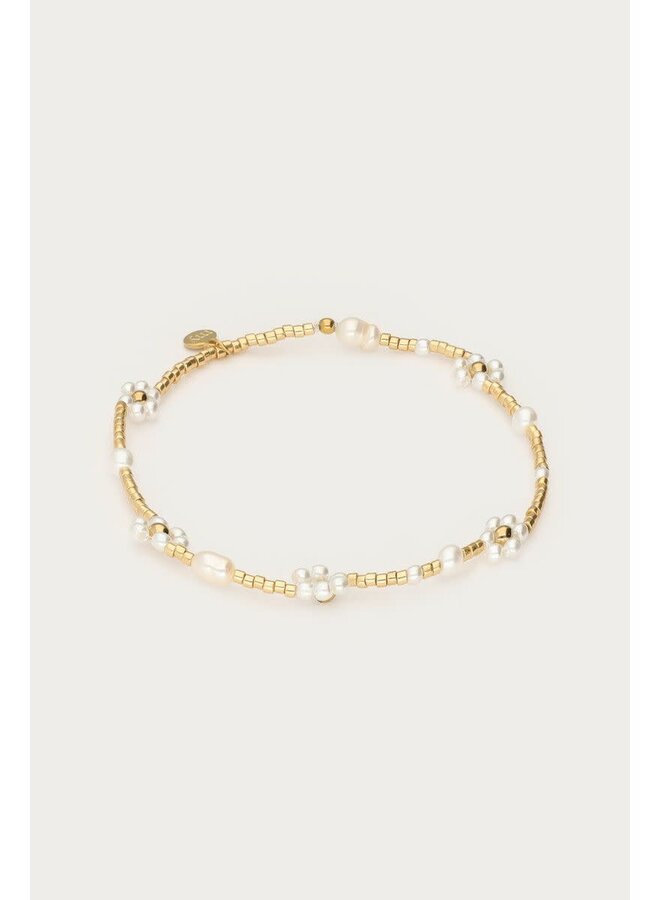 Botanical Elastieken Armband met Zoetwaterparel Bloemen Goud