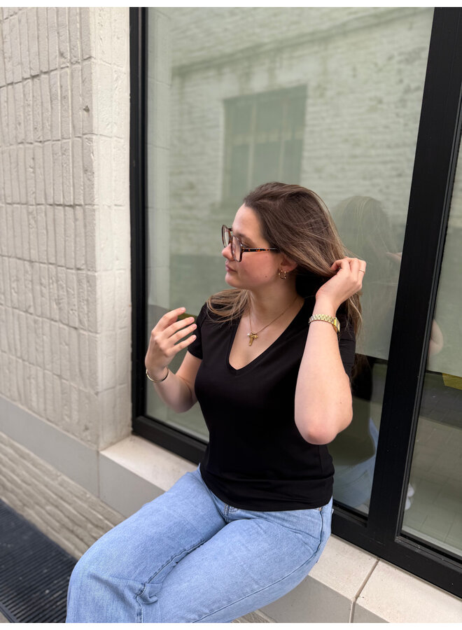 Stella Basic T-Shirt Black V-Neck