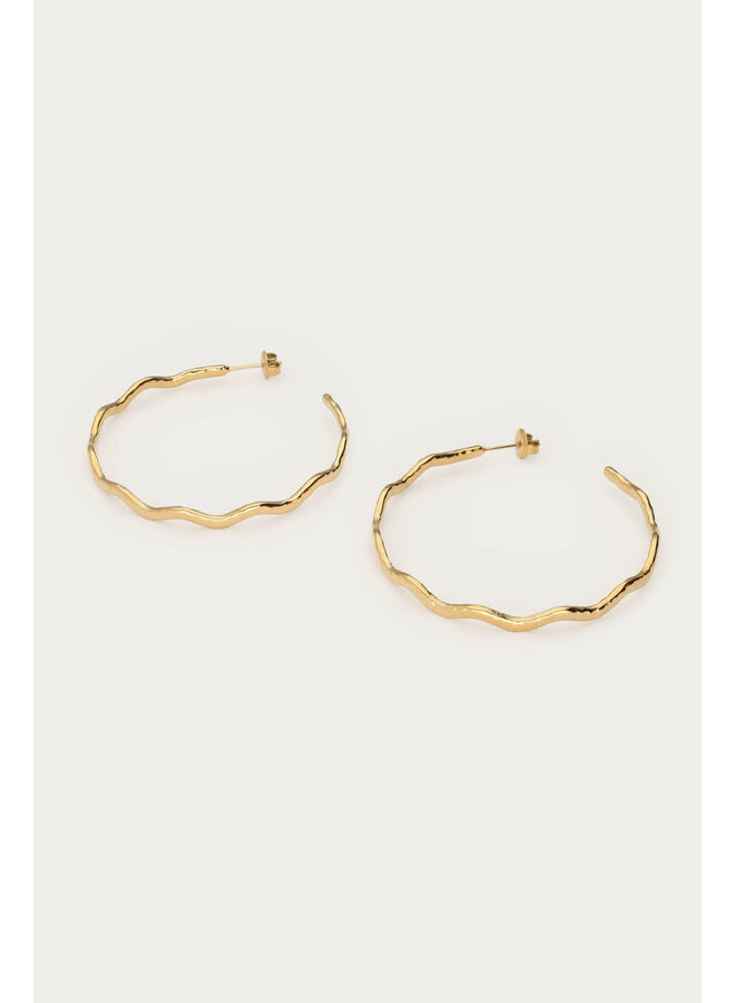 Bold Oorringen met Swirl Goud