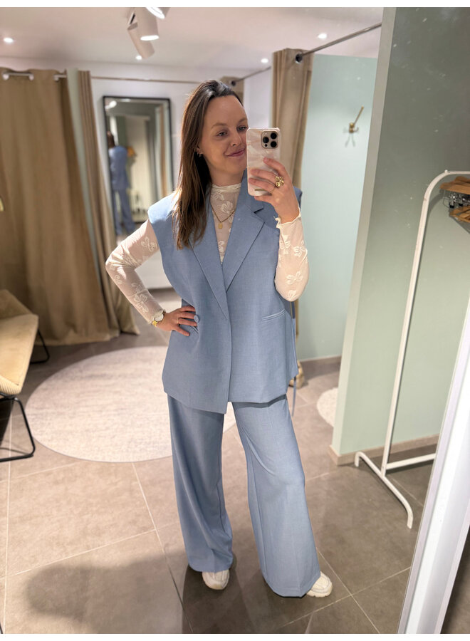 Lott Sleeveless Vest Light Blue