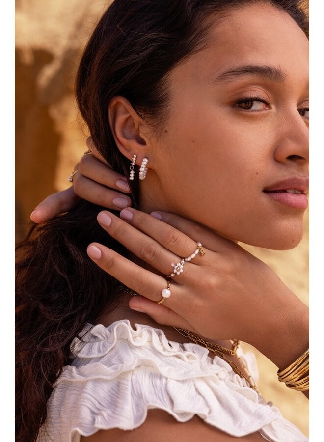 Studs met Strass Stenen en Zoetwaterparels Zilver