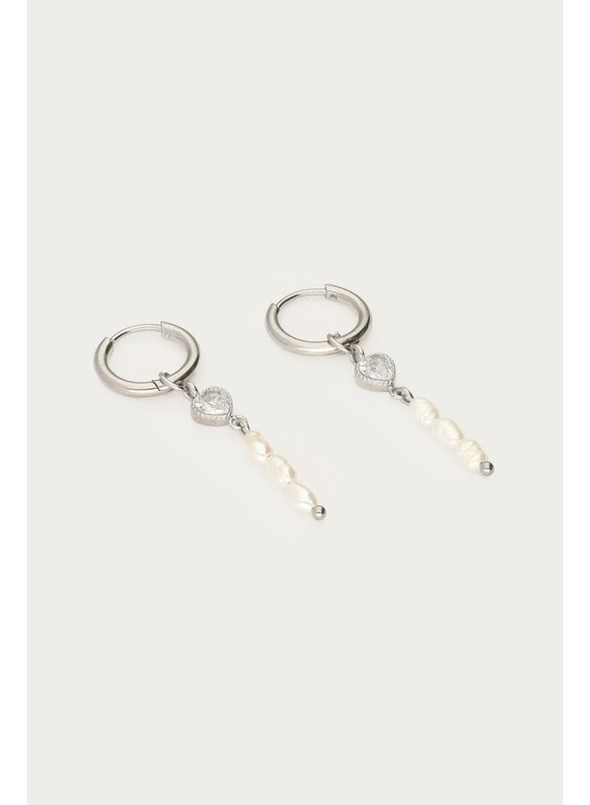 Oorringen met Strass Hartje en Zoetwaterparels Zilver