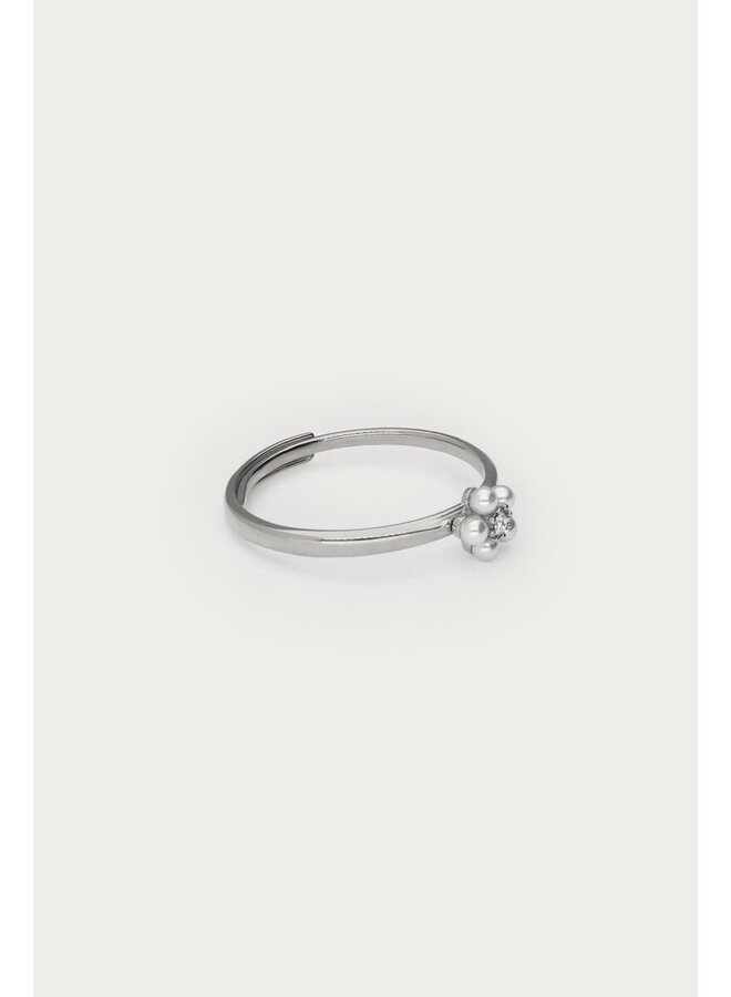 Ring met Zoetwaterparel Bloem en Mini Strass Steen Zilver